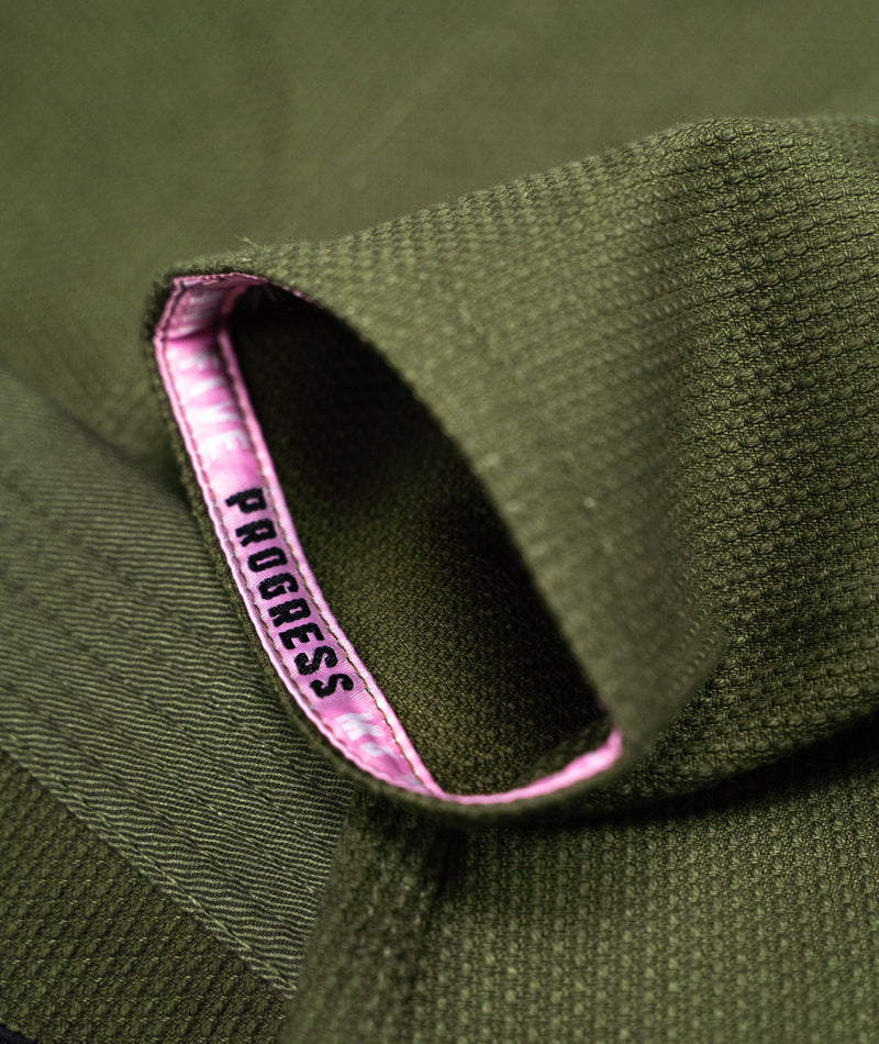 A close up view of the Limited Edition Forest Green Ladies M6 Kimono Mark 5 inner sleeve lining design